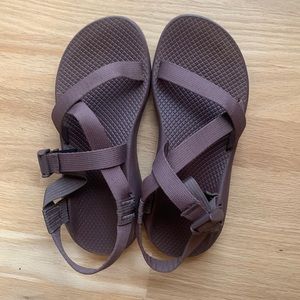 LIKE NEW Chaco Z/1 chromatic sandals. Only wore a couple of times!